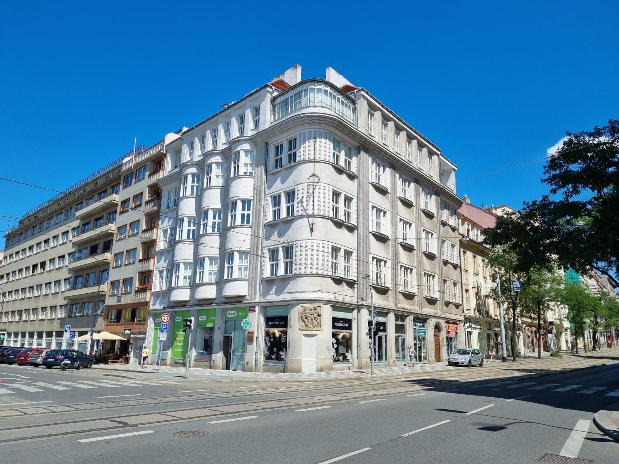 Oasis Apartments At Charles Square Praha Exteriér fotografie