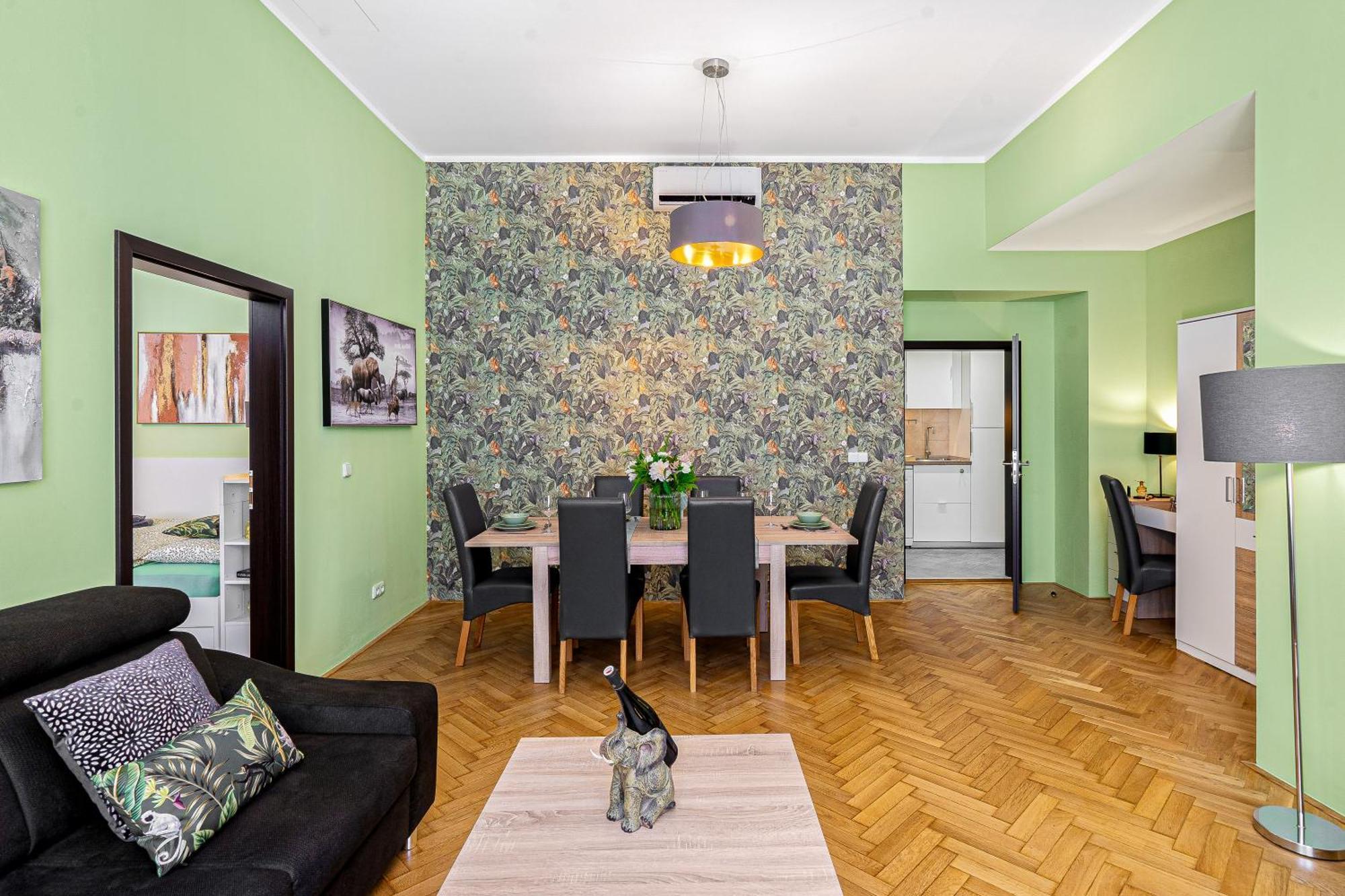 Oasis Apartments At Charles Square Praha Exteriér fotografie