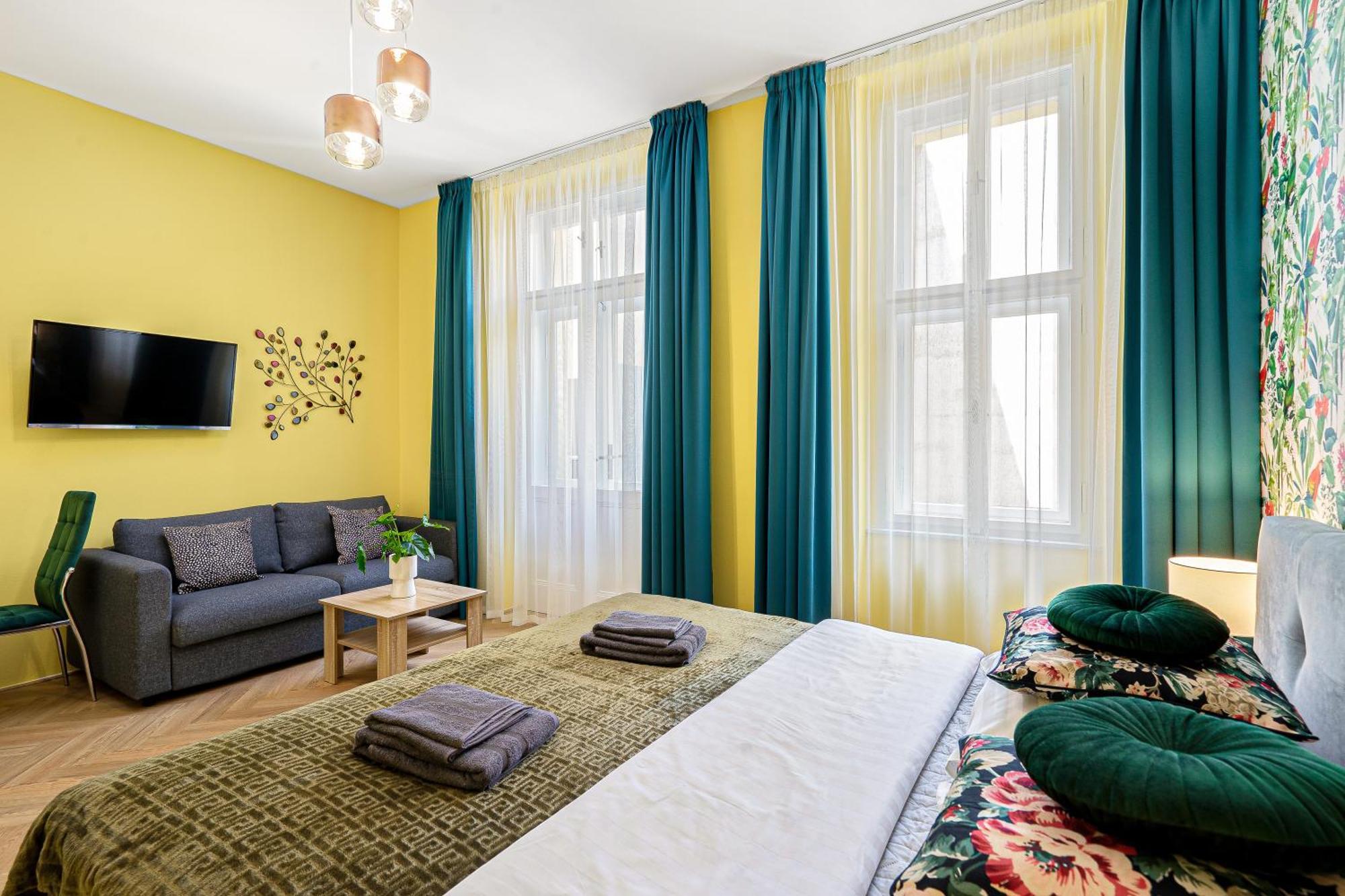 Oasis Apartments At Charles Square Praha Exteriér fotografie